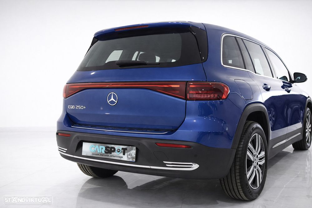 Mercedes-Benz EQB 250+ Edition - 10