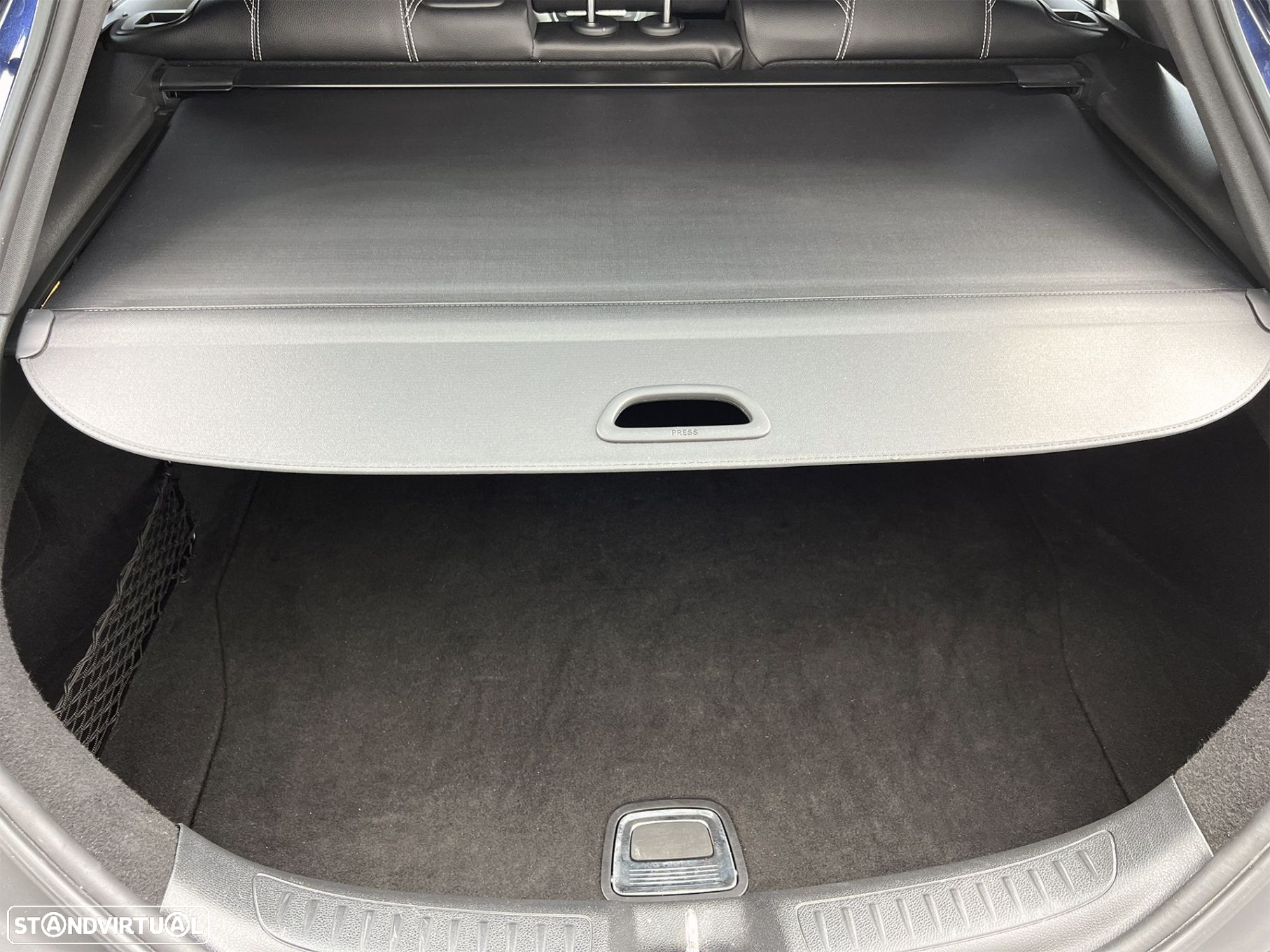 Mercedes-Benz CLA 180 d Shooting Brake - 39
