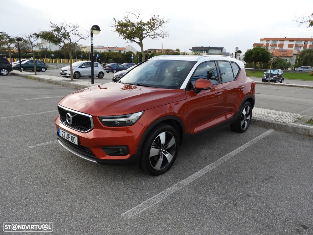 Volvo XC 40 2.0 D4 Momentum Plus AWD - 7
