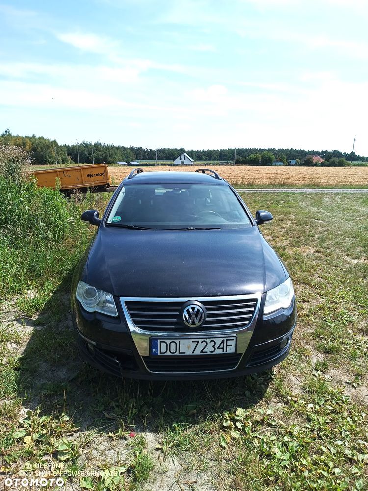 Volkswagen Passat 2.0 TDI DPF Comfortline DSG - 2