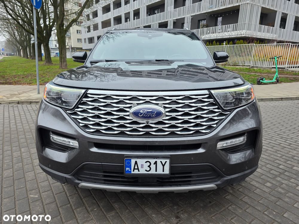 Ford Explorer - 2