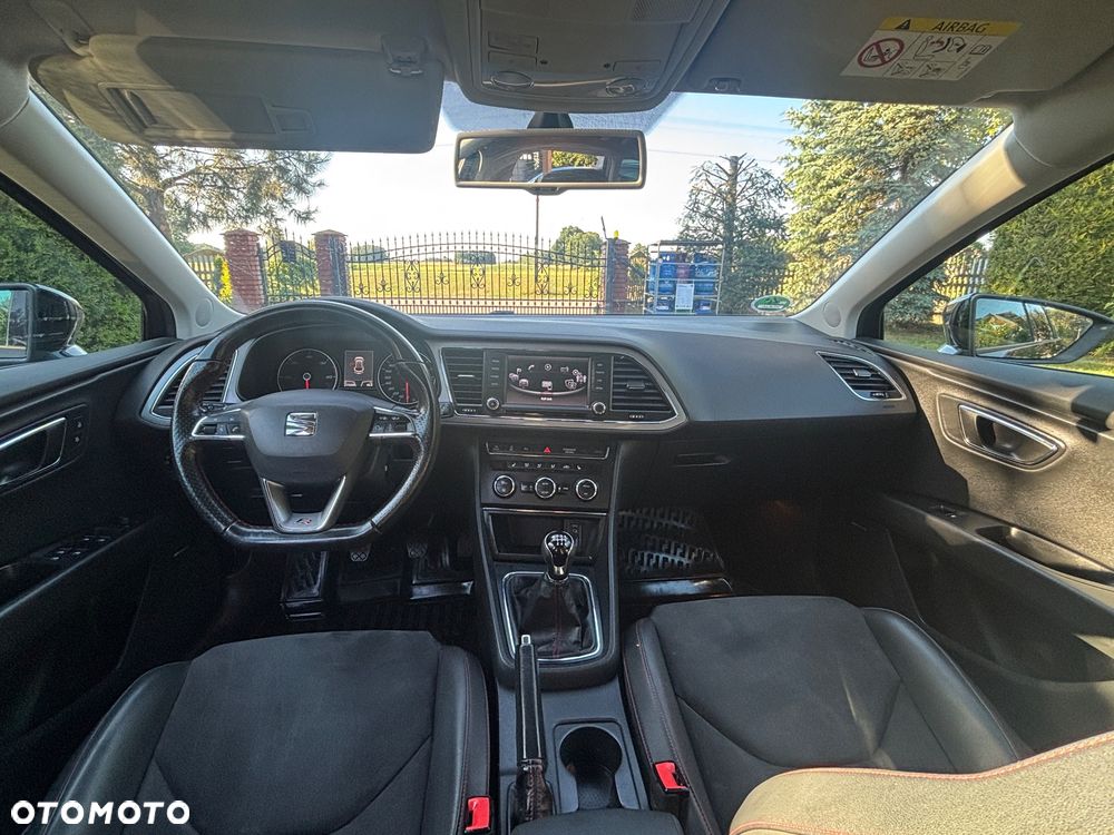 Seat Leon 2.0 TDI DPF Start&Stop FR - 32
