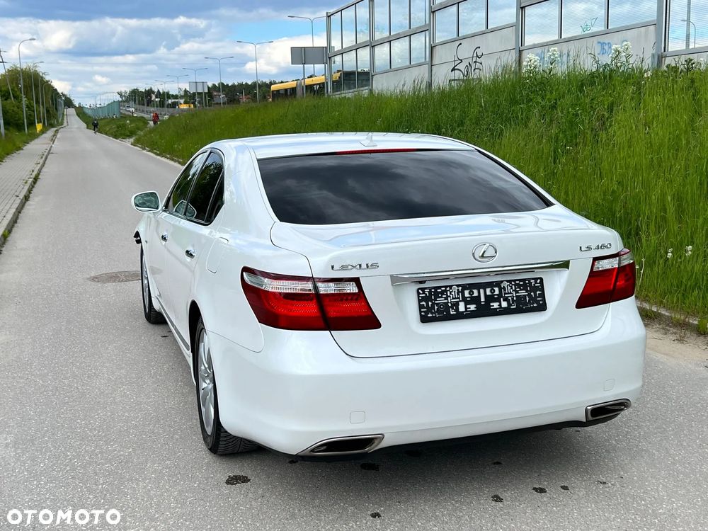 Lexus LS - 19