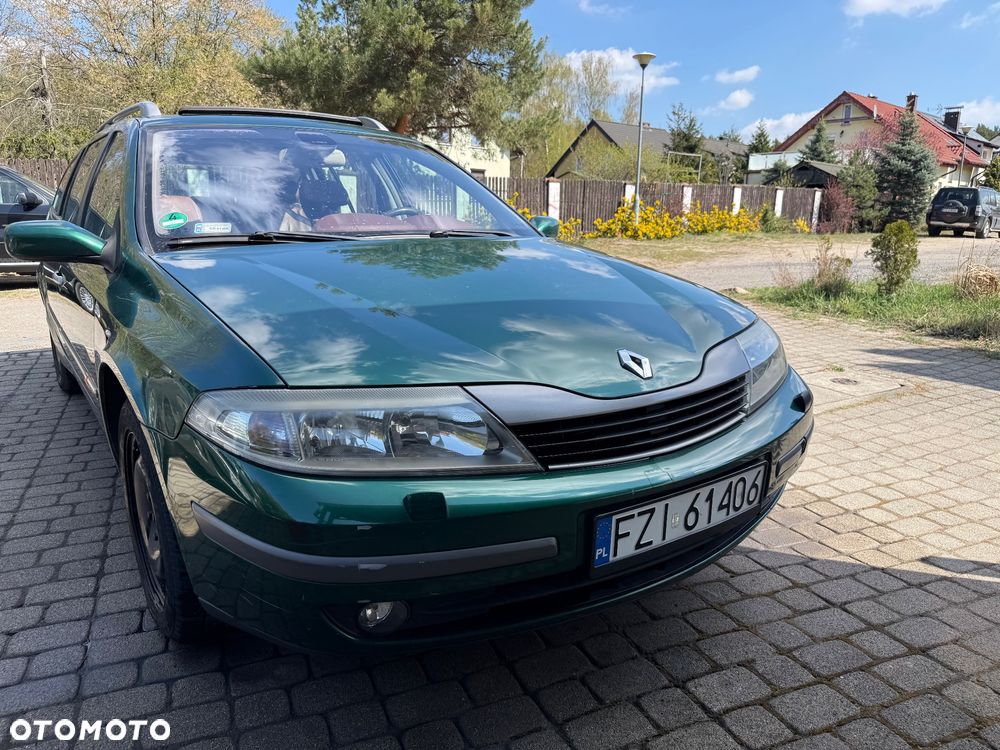 Renault Laguna Grandtour 1.8 Privilege - 4