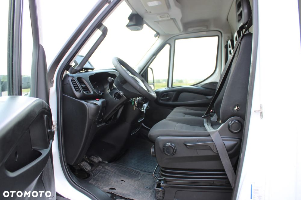 Iveco Daily 72C15 72C18 Skrzynia ładunkowa Aluminiowe ściany Winda BAR 1500 kg Przebieg tylko 159 000 km Import Niemcy 65C 70C 50C 35C - 8
