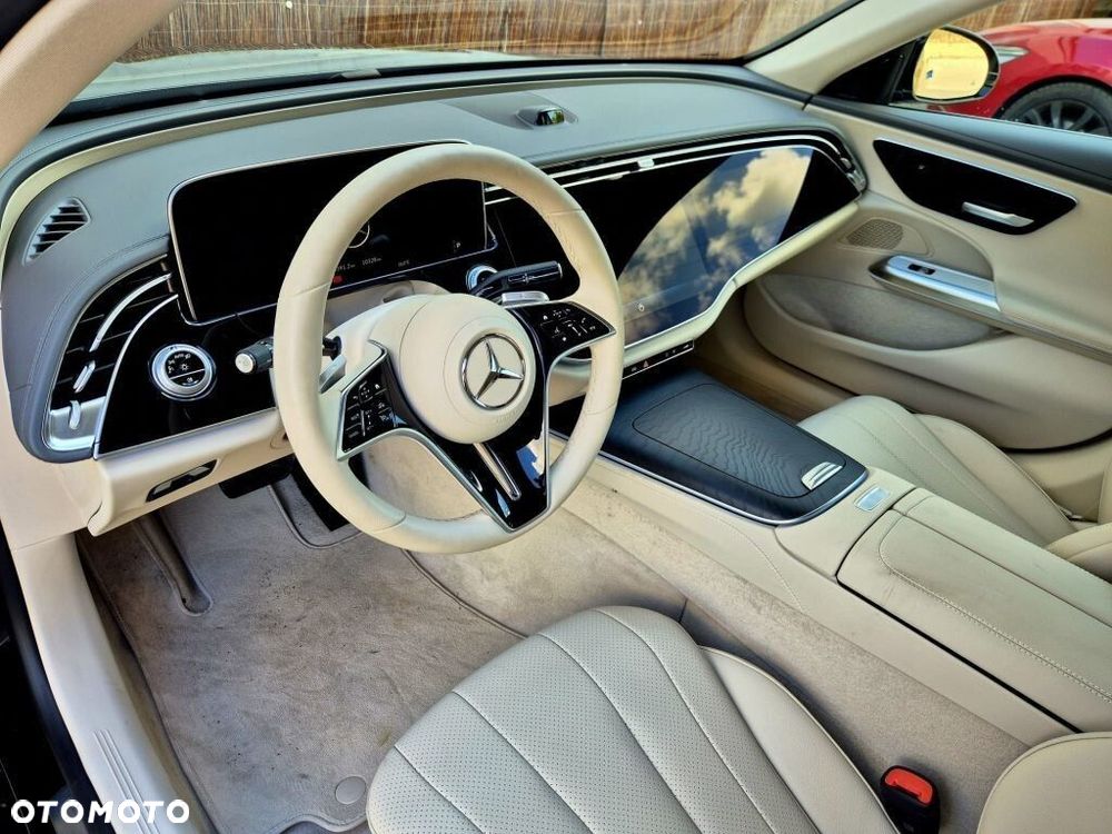 Mercedes-Benz Klasa E 220 d 9G-TRONIC Edition AVANTGARDE - 11