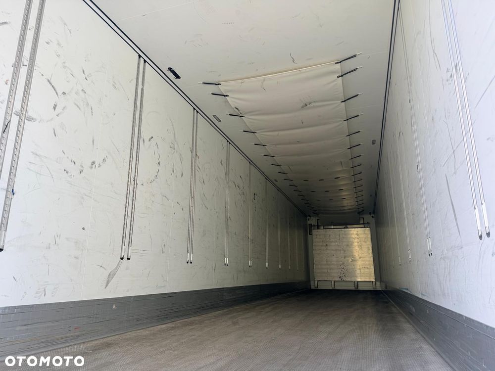 Schmitz Cargobull sx300 - 13