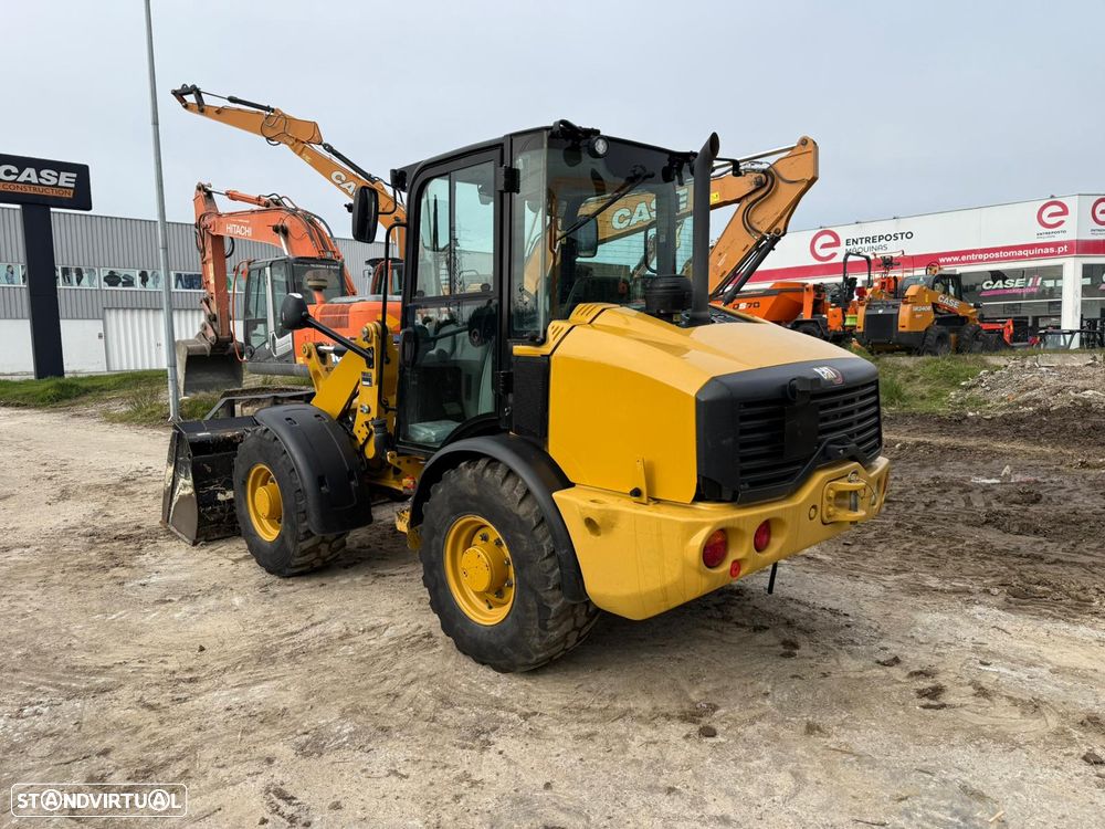 Caterpillar 906M - 3