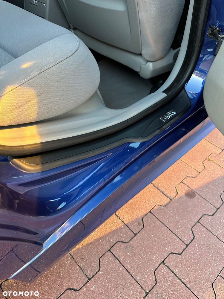 BMW Seria 3 320d - 24
