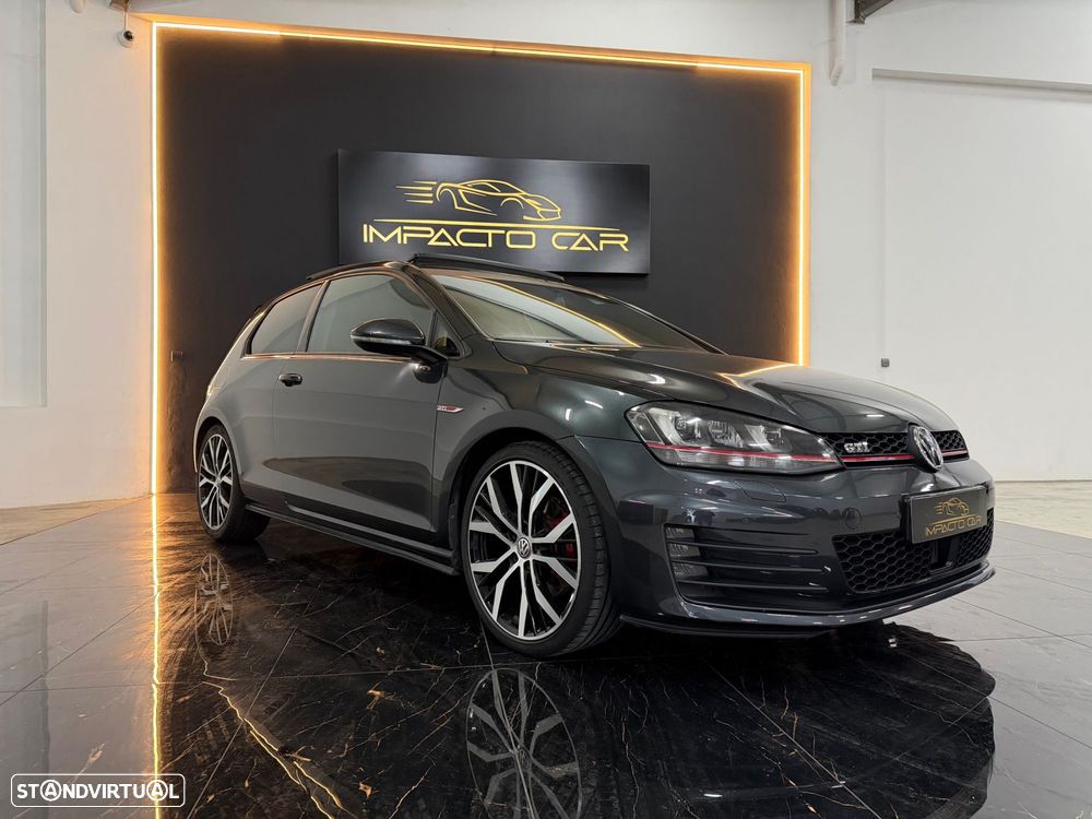 VW Golf 2.0 TSi GTi DSG - 8