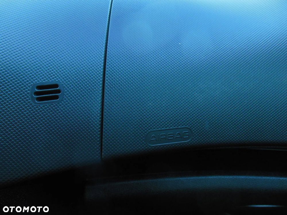 Peugeot 206 plus - 18
