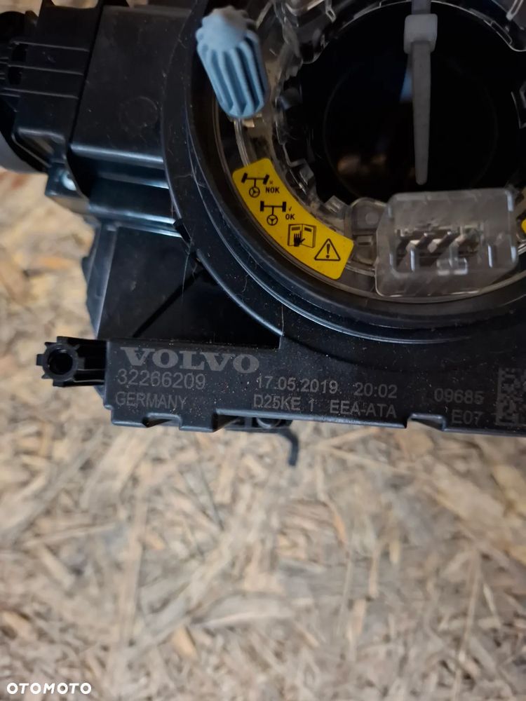 VOLVO XC40 PRZEŁĄCZNIK ZESPOLONY 32266209 - 3