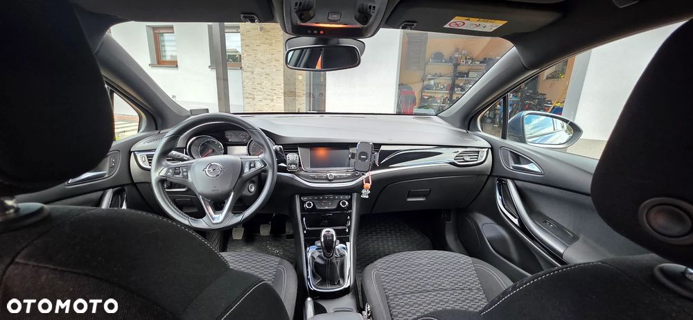 Opel Astra 1.4 T Dynamic - 7