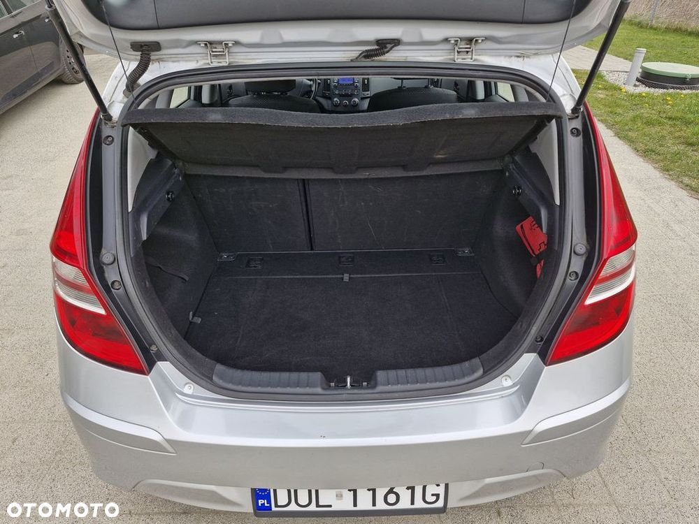 Hyundai i30 1.4 FIFA WM Edition - 17