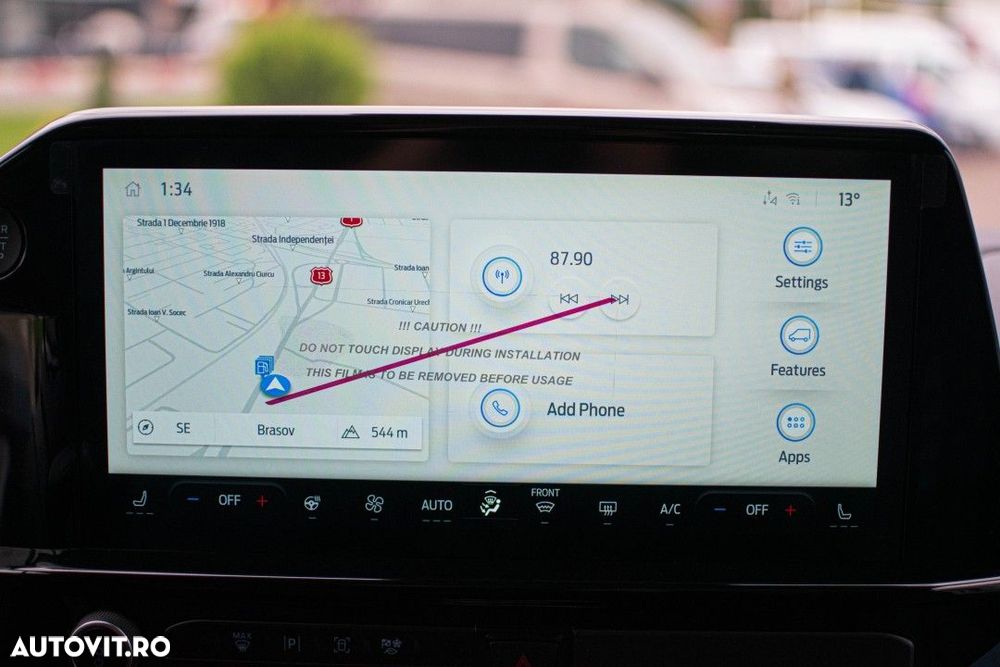 Ford Tourneo Custom - 28