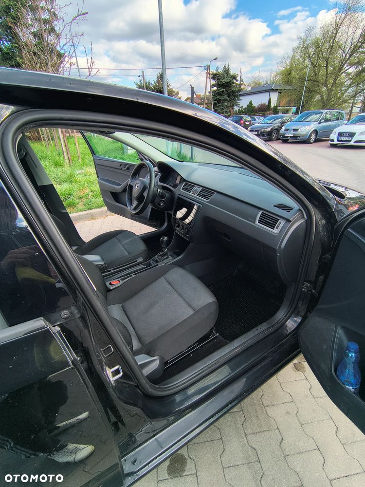 Skoda RAPID 1.2 TSI Active Max - 9