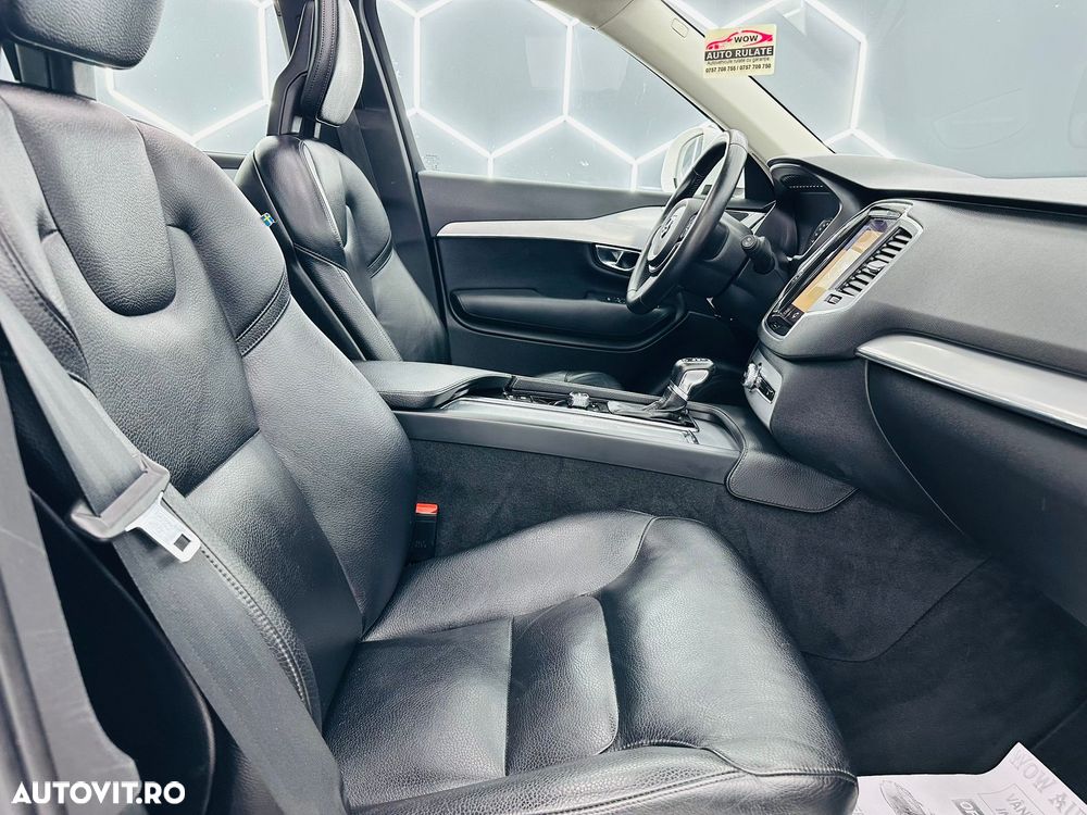 Volvo XC 90 D5 AWD Geartronic Momentum - 18