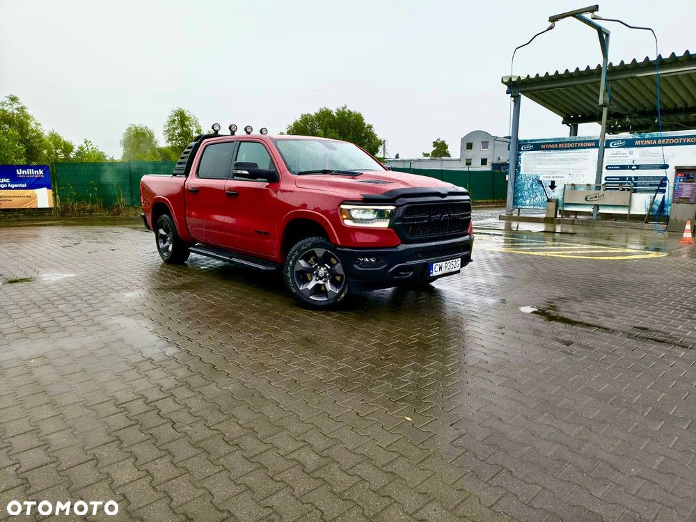 Dodge RAM 5.7 4x4 - 1