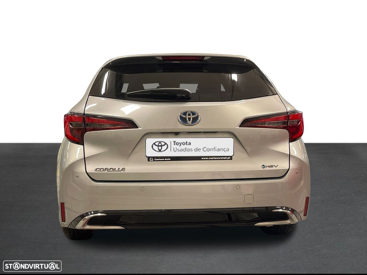 Toyota Corolla Touring Sports 1.8 Hybrid Comfort Plus - 4