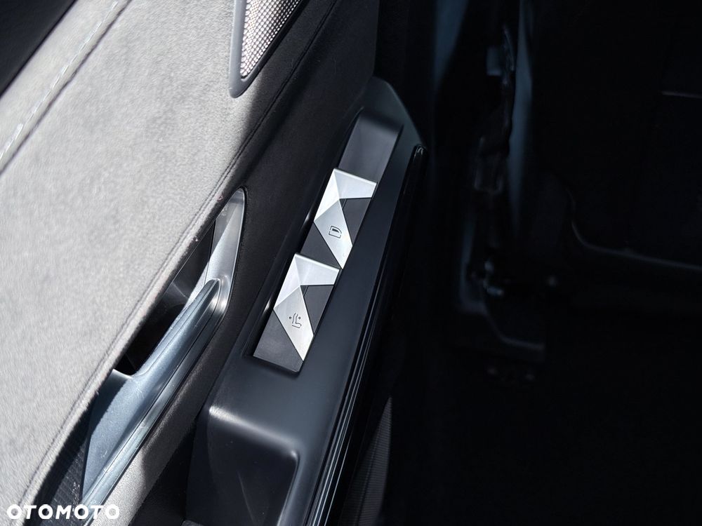 DS Automobiles DS 7 Crossback 1.6 PureTech Performance Line + - 36
