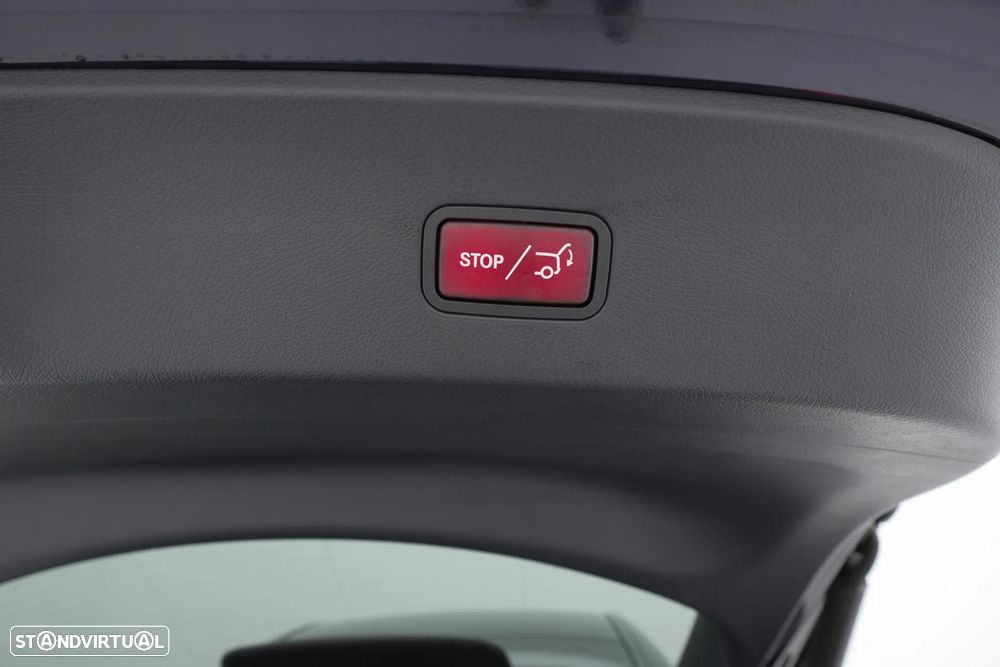 Mercedes-Benz GLC 220 d Coupe 4Matic 9G-TRONIC Edition AMG Line - 33