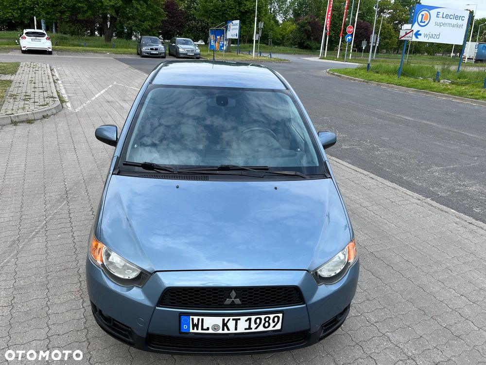 Mitsubishi Colt - 8