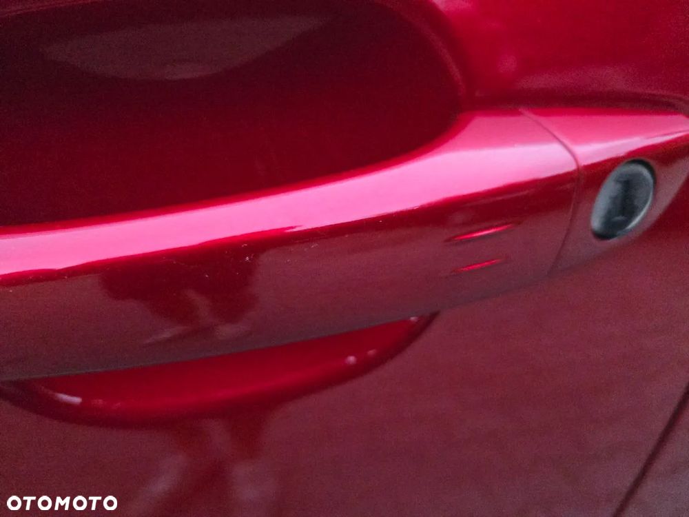 Peugeot 2008 PureTech 130 EAT8 GT - 14