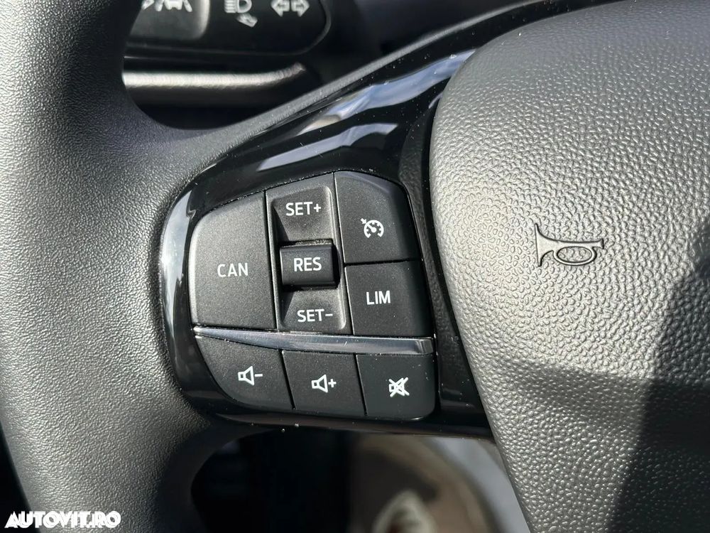 Ford Fiesta 1.1 Trend Connected - 22