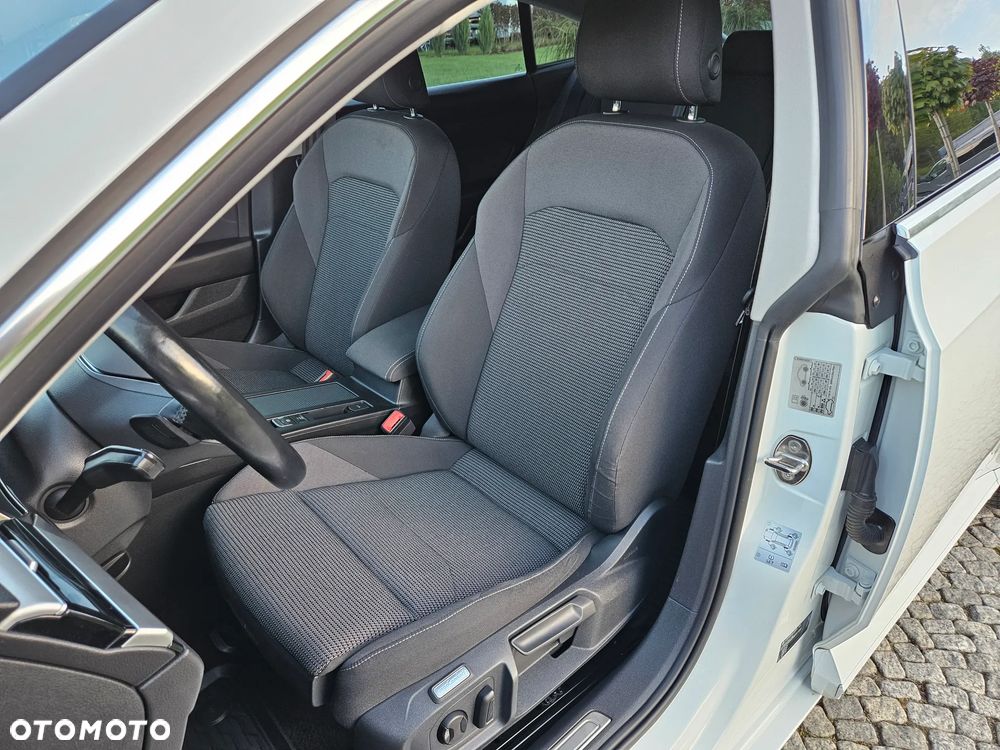 Volkswagen Arteon 2.0 TSI Essence DSG - 12