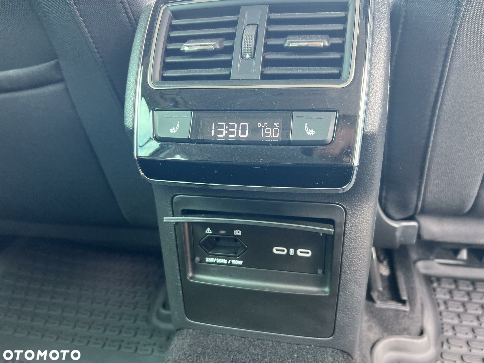Skoda Superb 2.0 TDI SCR Style DSG - 14