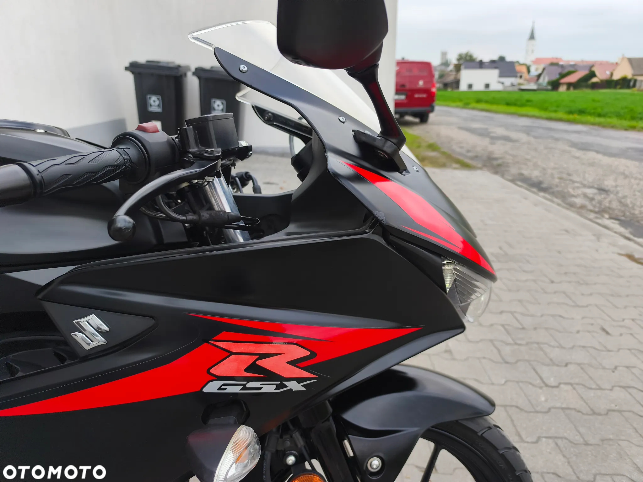 Suzuki GSX-R - 20