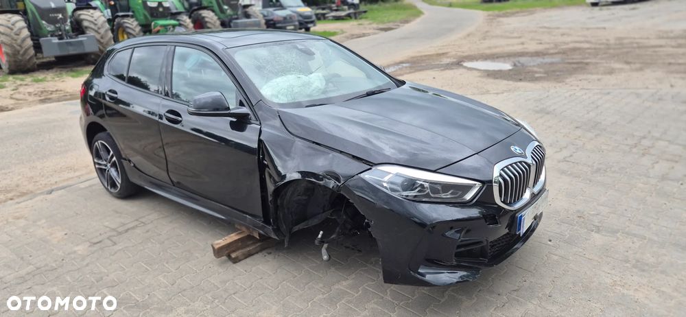 BMW Seria 1 118i M Sport - 3