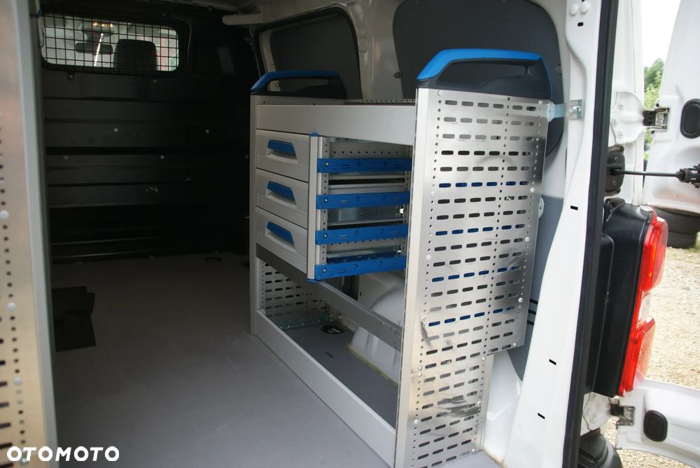Peugeot Expert - 10