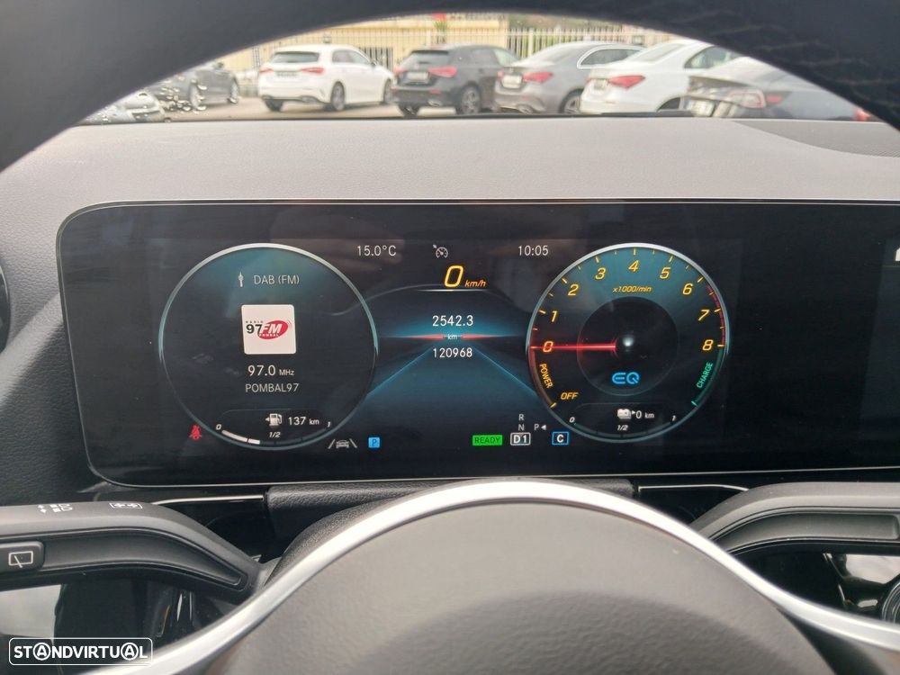 Mercedes-Benz B 250 e 8G-DCT - 25