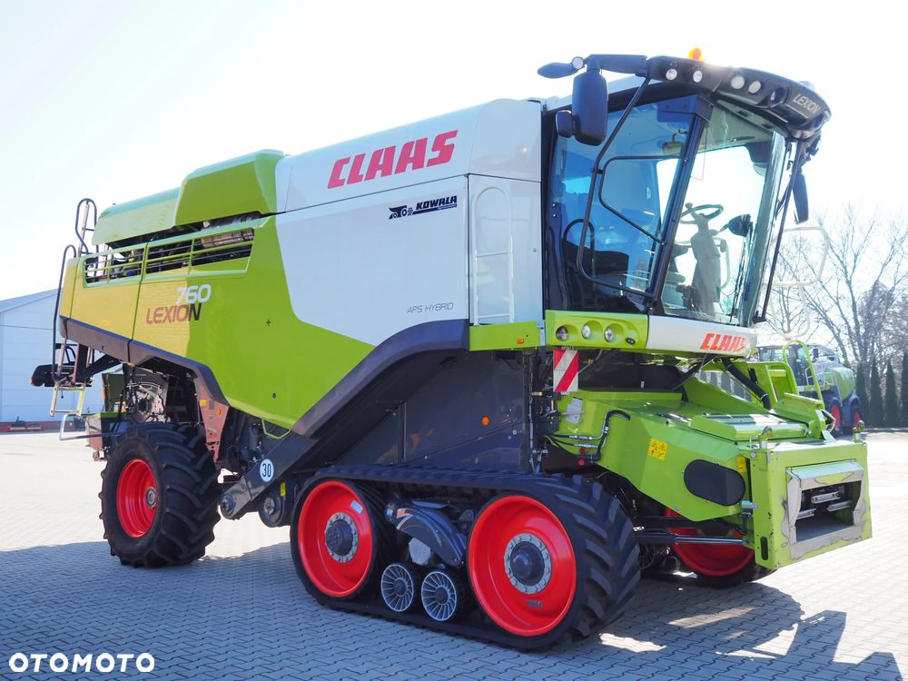 Claas Lexion 760TT + V930 - 5