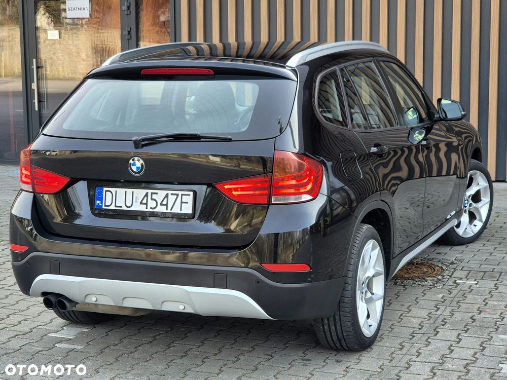 BMW X1 sDrive20i xLine - 9