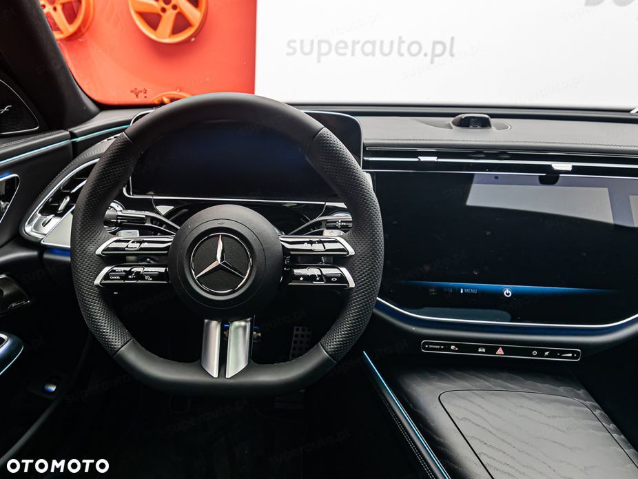Mercedes-Benz Klasa E 200 mHEV 4-Matic AMG 9G-Tronic - 8