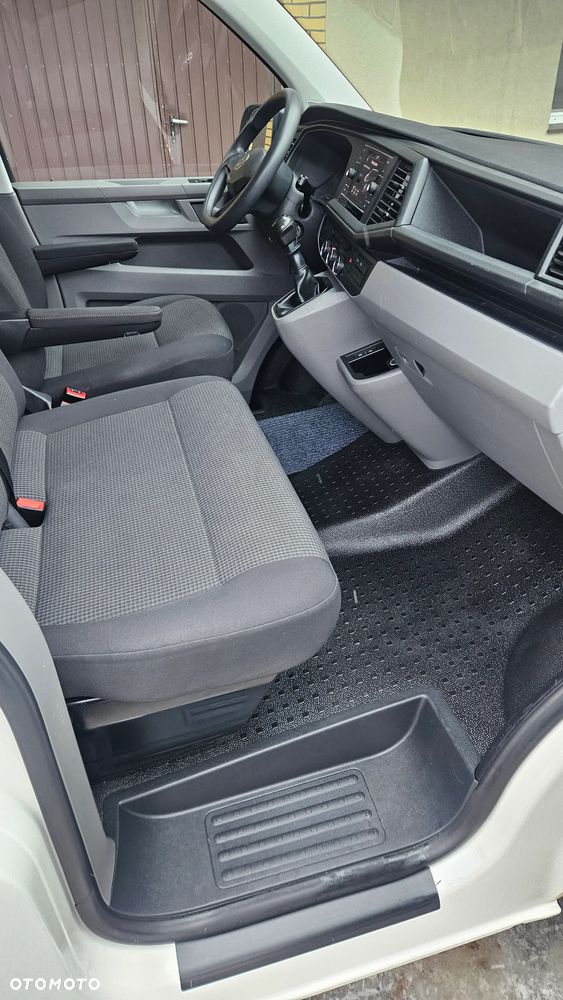 Volkswagen TRANSPORTER T6.1 - 10