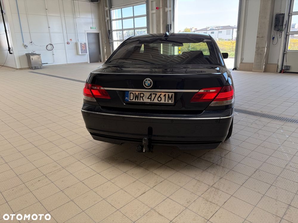 BMW Seria 7 - 4