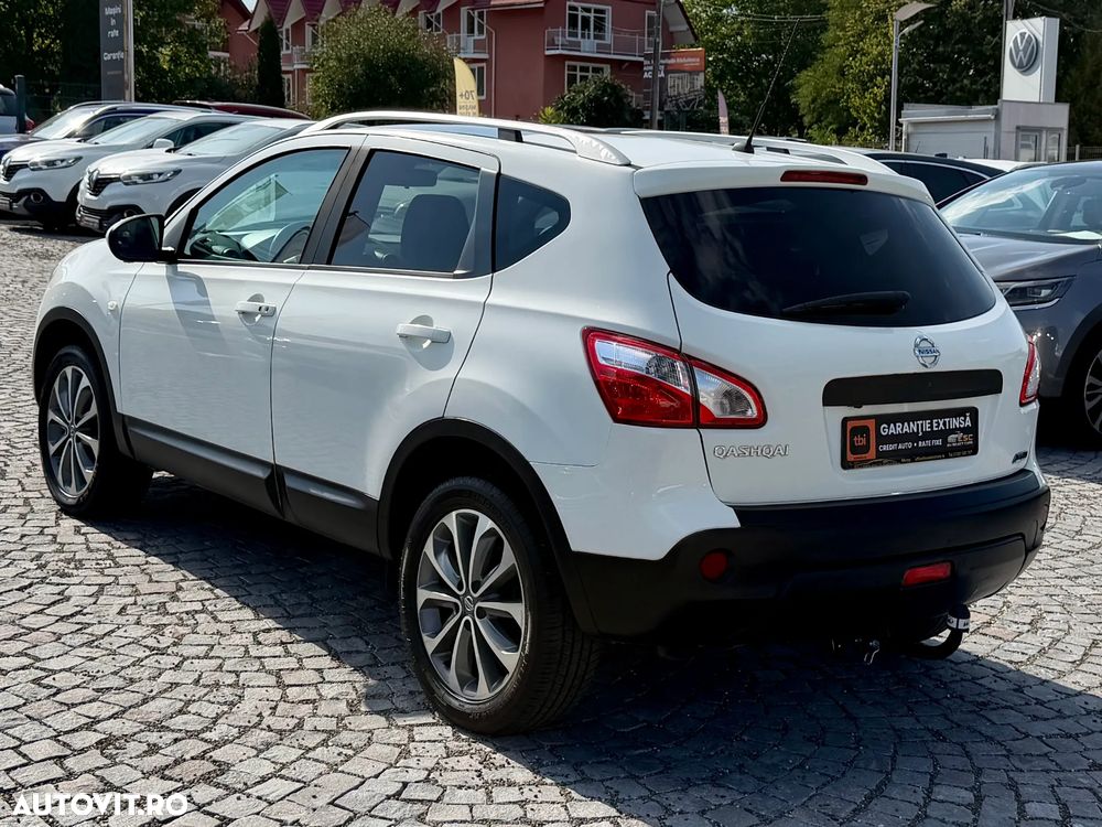 Nissan Qashqai 1.6 DCI N-Connecta - 4
