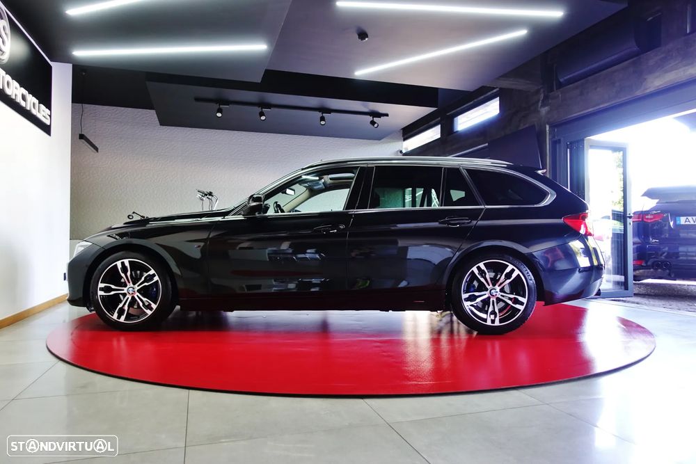 BMW 320 d Pack M - 16