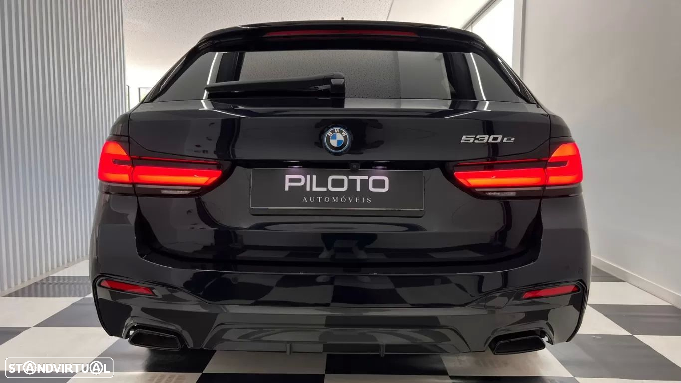 BMW 530 e Pack Desportivo M - 10