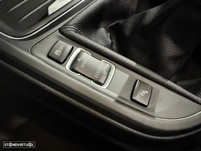 BMW 325 d Touring Blue Peformance Sport Line - 14