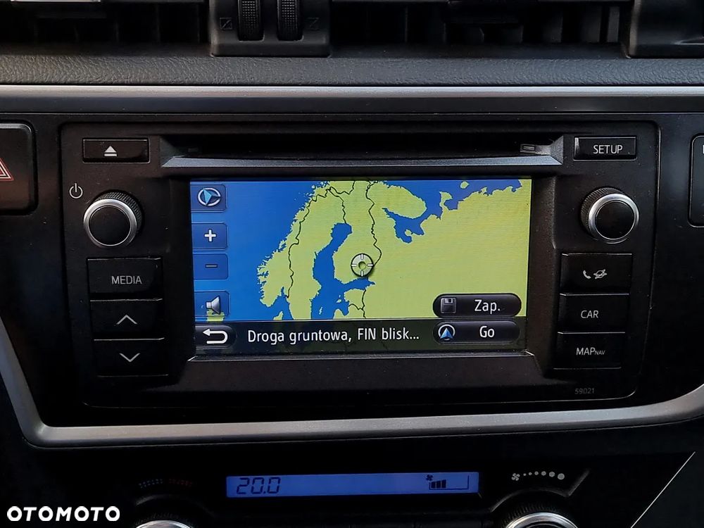 Toyota Auris - 24