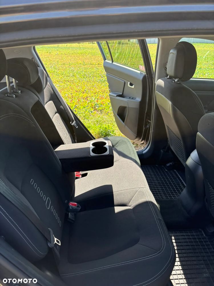 Kia Sportage - 10