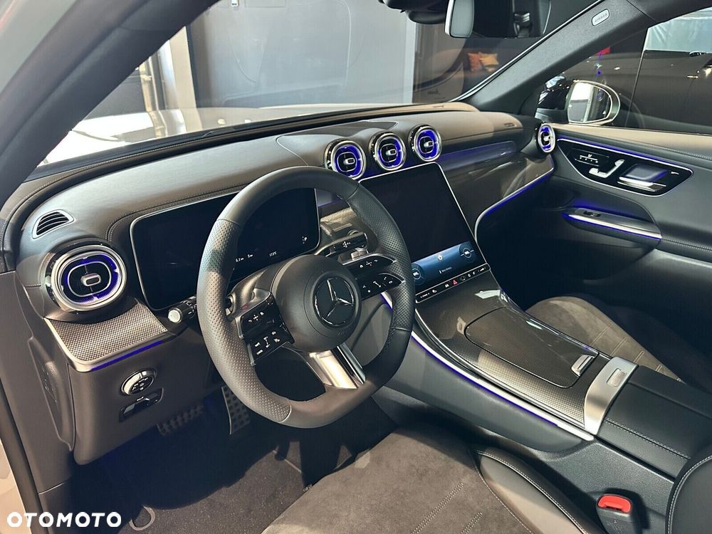 Mercedes-Benz GLC - 11