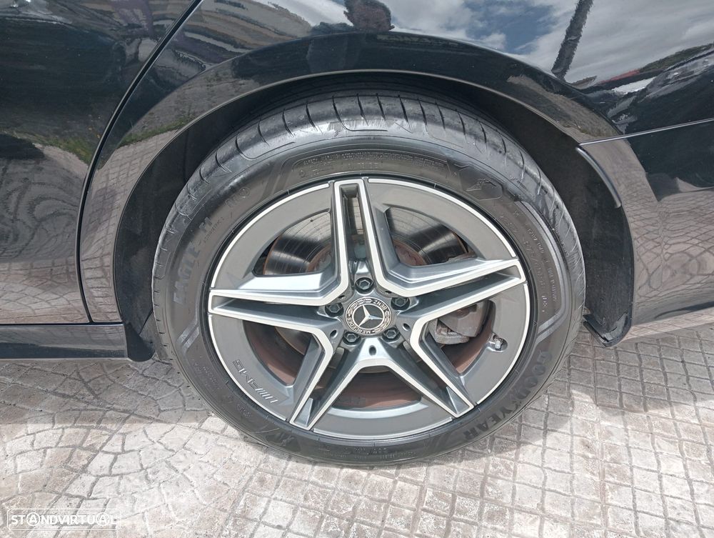 Mercedes-Benz E 300 de AMG Line - 14
