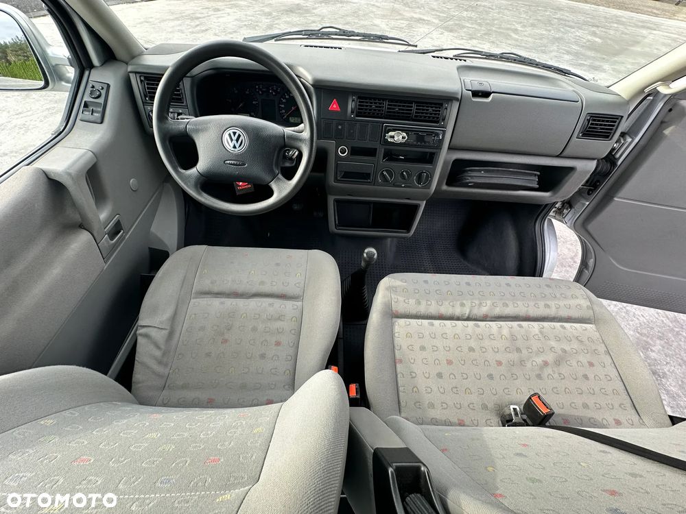 Volkswagen TRANSPORTER T4 2.5 TDI 102 KM BRYGADÓWKA 6 OSÓB LIFT - 21