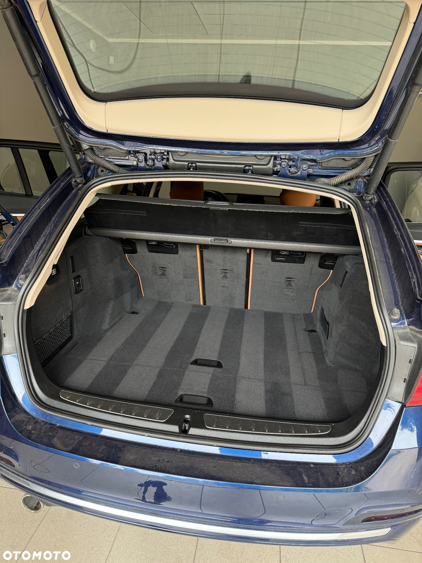 BMW Seria 3 318d Luxury Line - 10