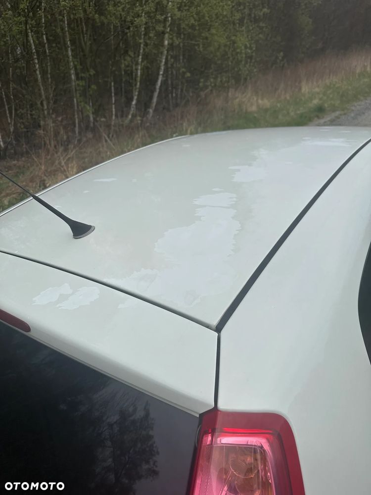 Fiat Punto 1.4 Easy S&S - 9